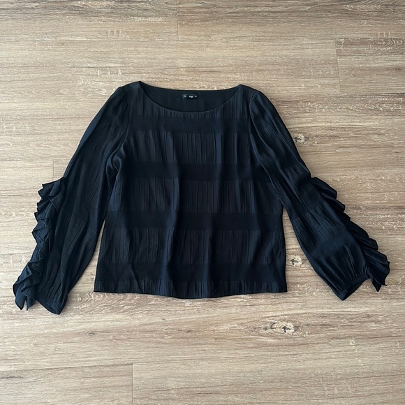 Club Monaco Ruffle Sleeve Blouse - Picture 1 of 2